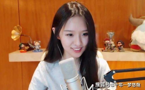 快手娱乐吃瓜主播是谁啊,揭秘网络红人的幕后故事